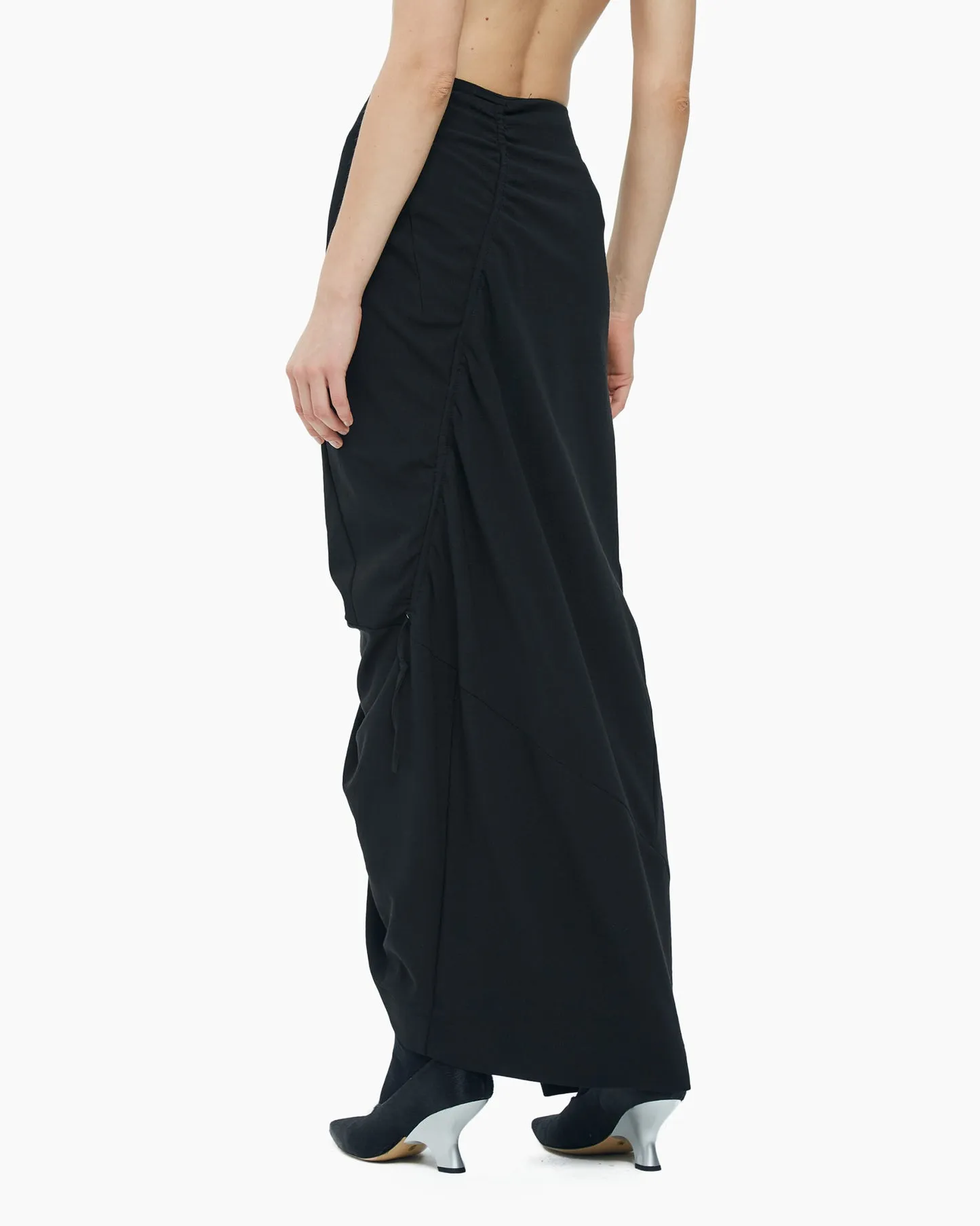 Long asymmetric skirt