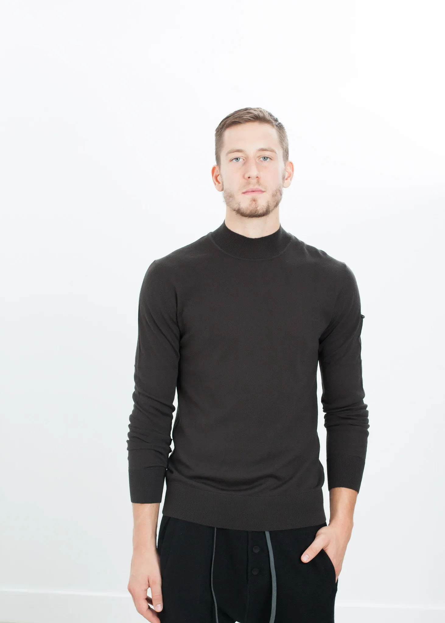 Merino Knit Turtleneck in Cavern