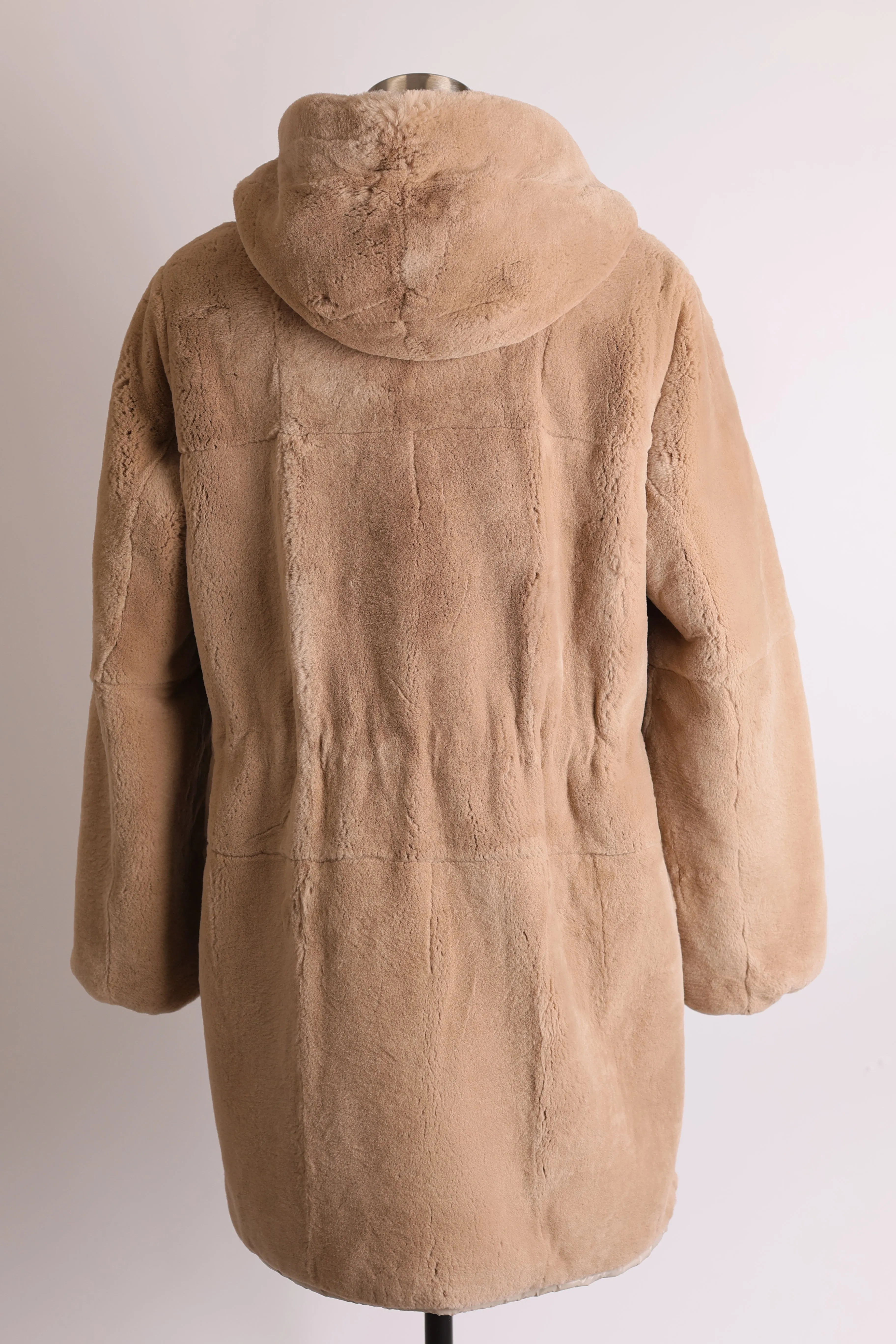 Reversible Rabbit Fur and Waterproof Poly Coat – Stylish, Cozy, and Weather-Resistant Outerwear