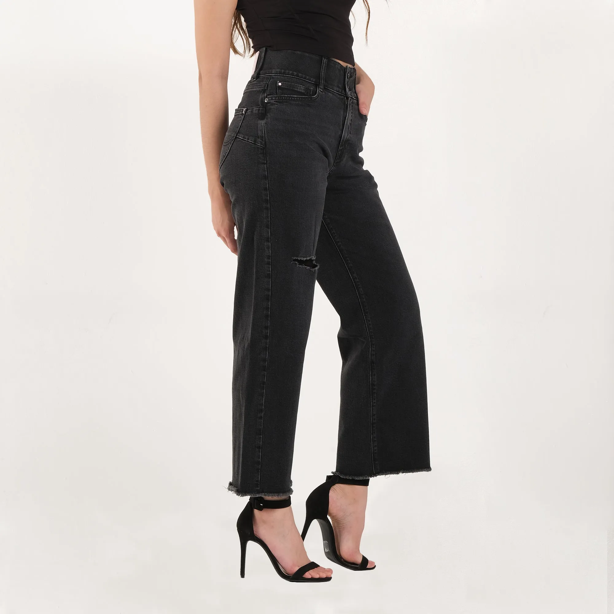 SHAPE MAGIC HIGH RISE COMFORT STRAIGHT JEANS